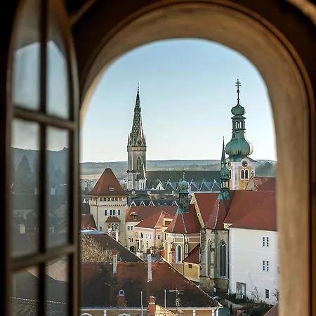 Modern Medival Koszeg