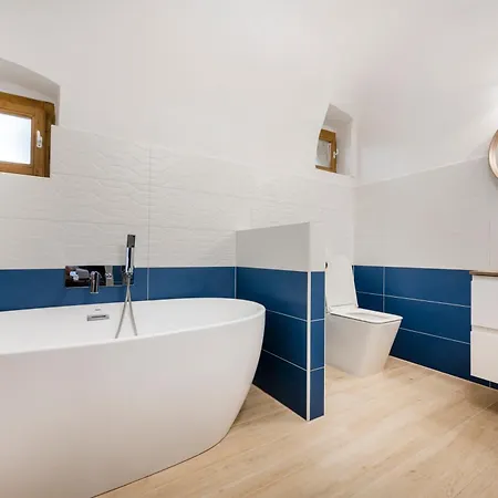 Modern Medival Apartamento