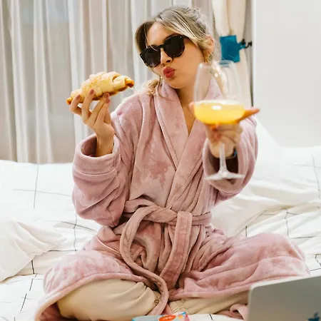 Modern Medival アパート